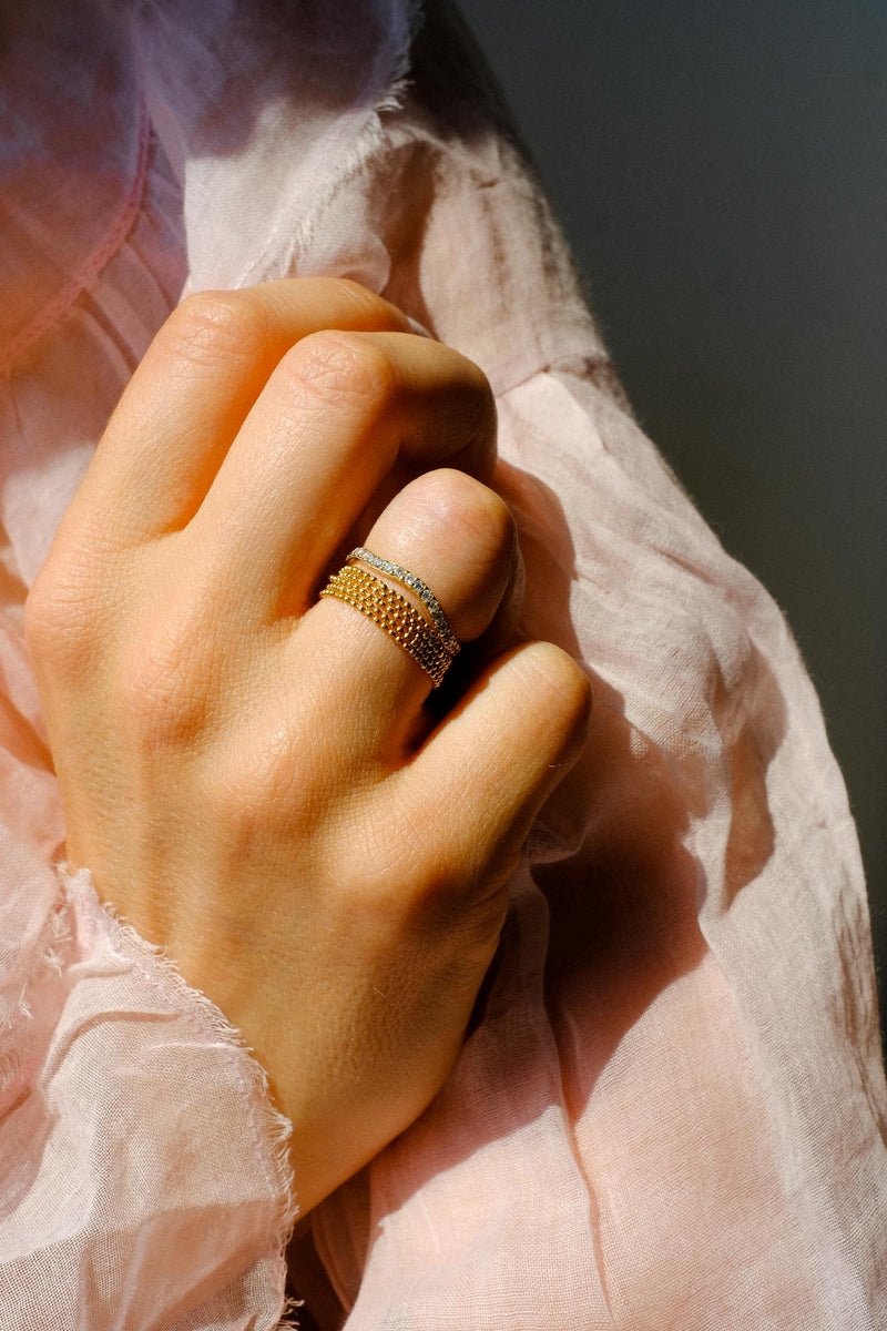 Nude Ring