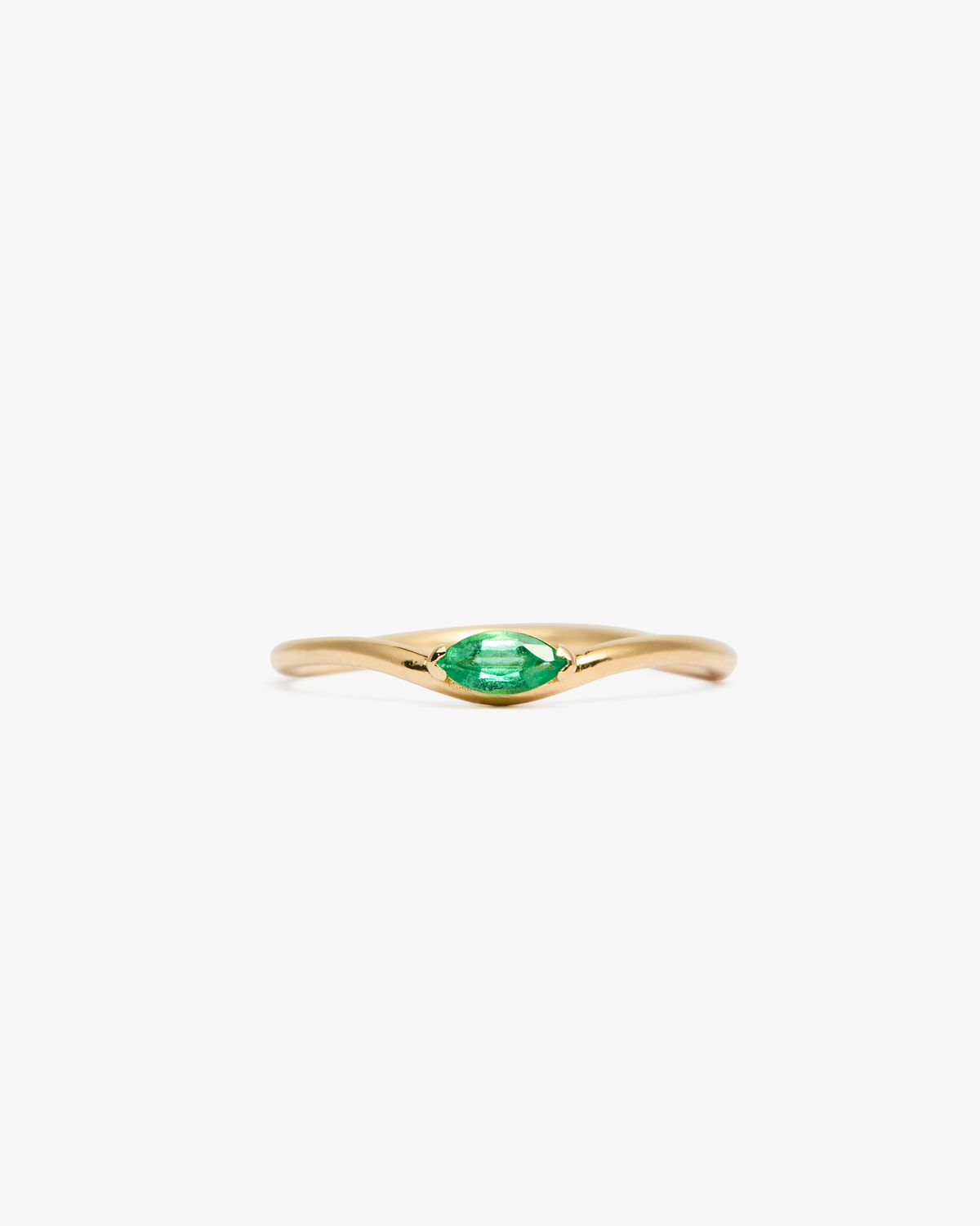 Quiet Goccia Emerald Ring