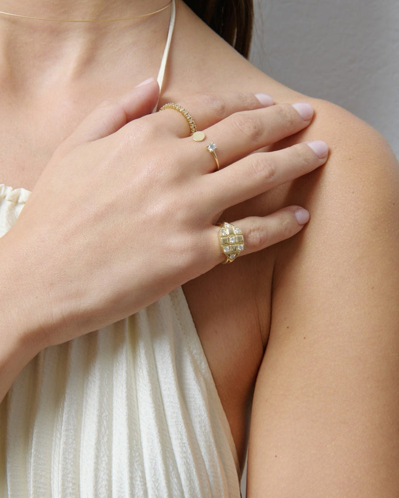 Plot Twist Ring - LIL Milan