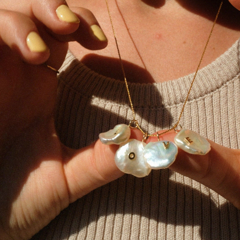 Pensavo fosse amore | Pearl pendant for women | Freshwater pearls pendant for women from 9k solid gold | Lil Milan
