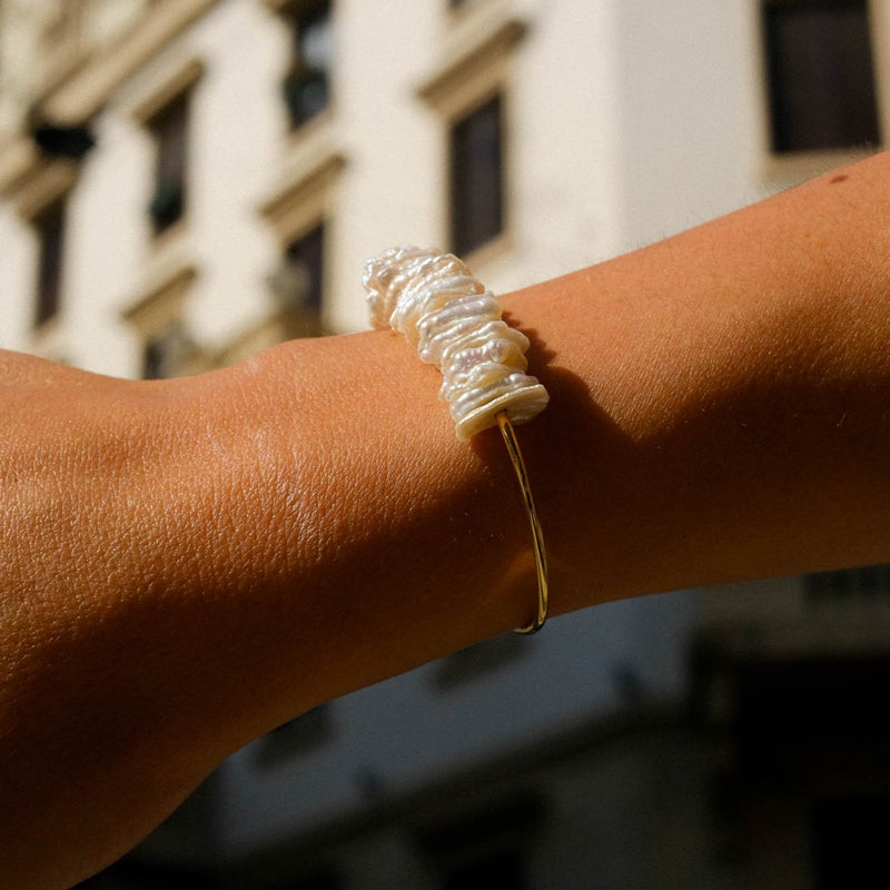 Pearl solid gold bracelet | Twist | Lil Milan