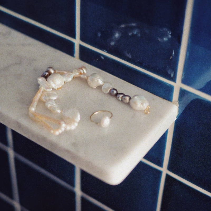 Farfalle nello stomaco | 18k Solid gold chocker necklace with pearls | pearl necklace for women | Lil Milan