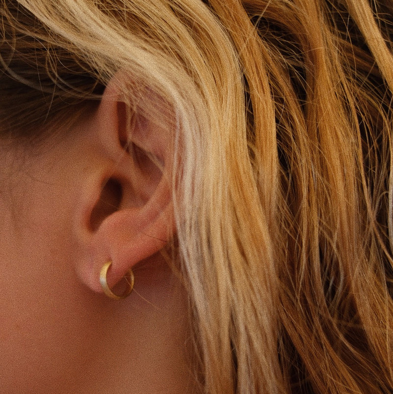 Stylish and minimalistic gold earring | Nano Hoop | Lil Milan
